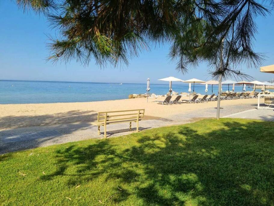 Our Home-Fully Renovated Apartments And Studios By The Sea Никити Экстерьер фото