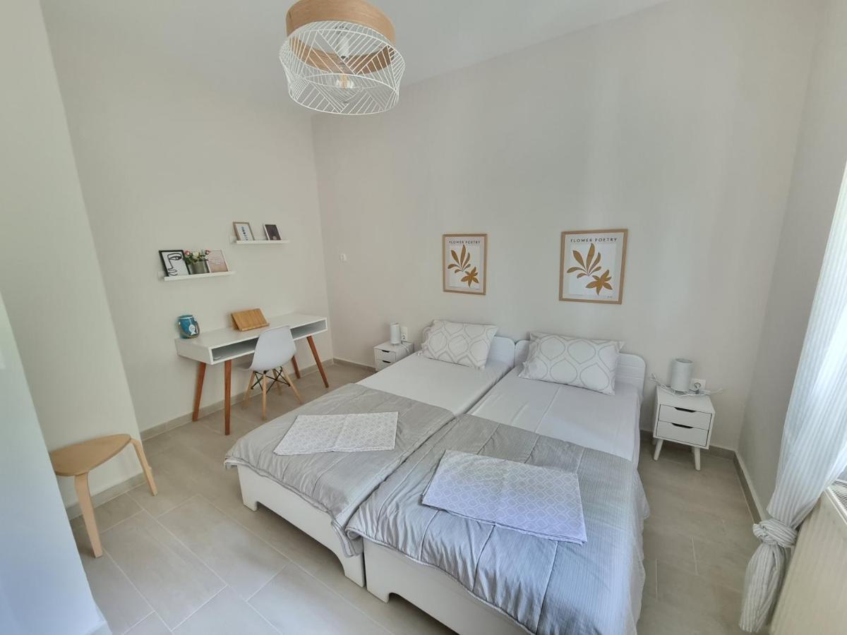 Our Home-Fully Renovated Apartments And Studios By The Sea Никити Экстерьер фото
