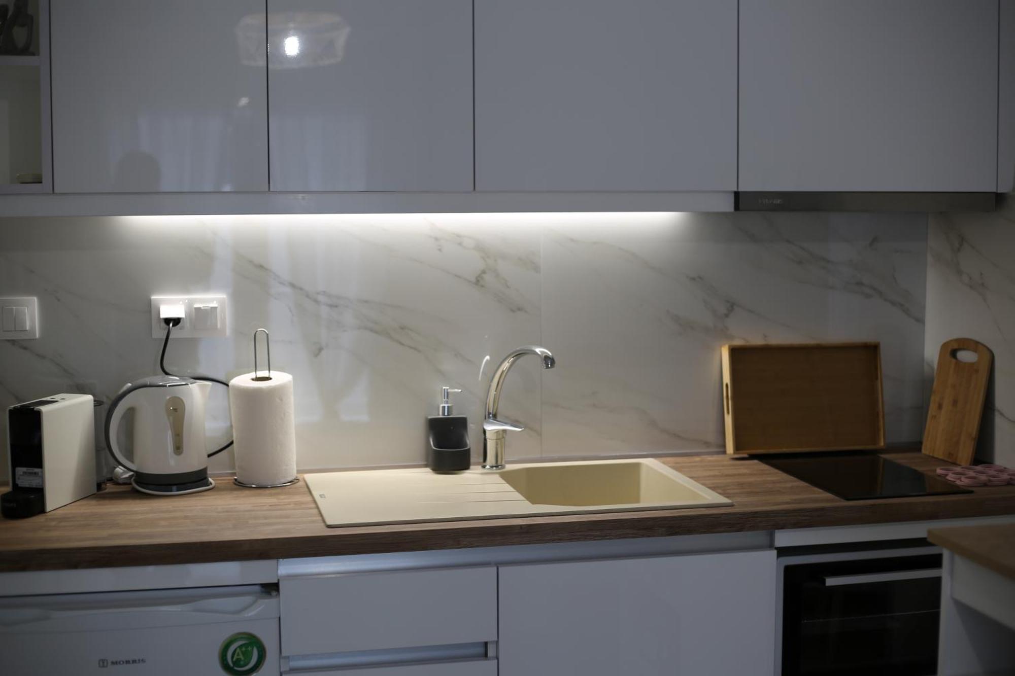 Our Home-Fully Renovated Apartments And Studios By The Sea Никити Экстерьер фото