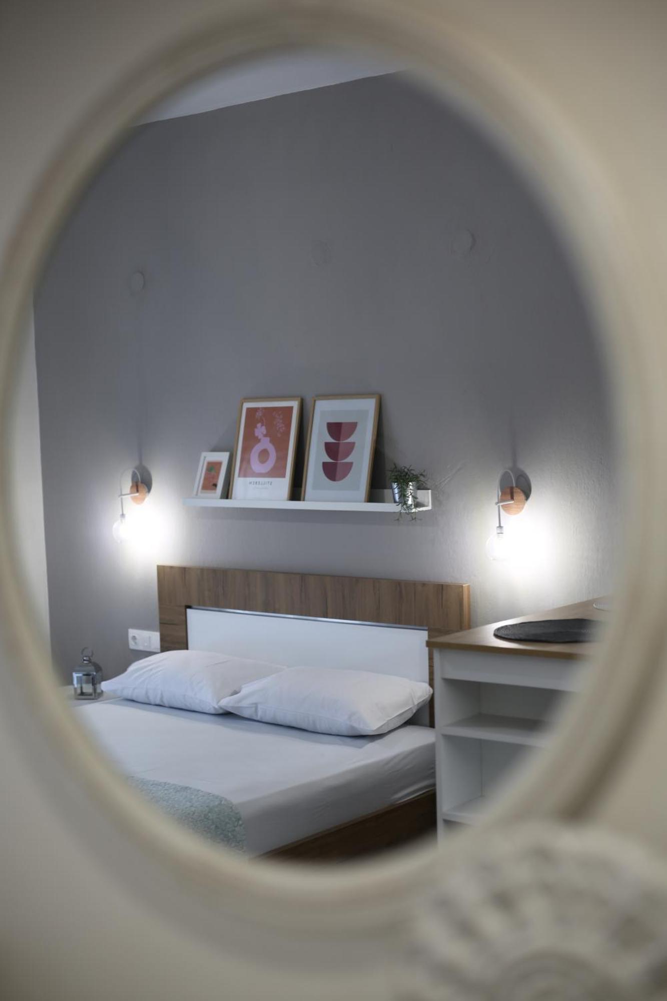 Our Home-Fully Renovated Apartments And Studios By The Sea Никити Экстерьер фото