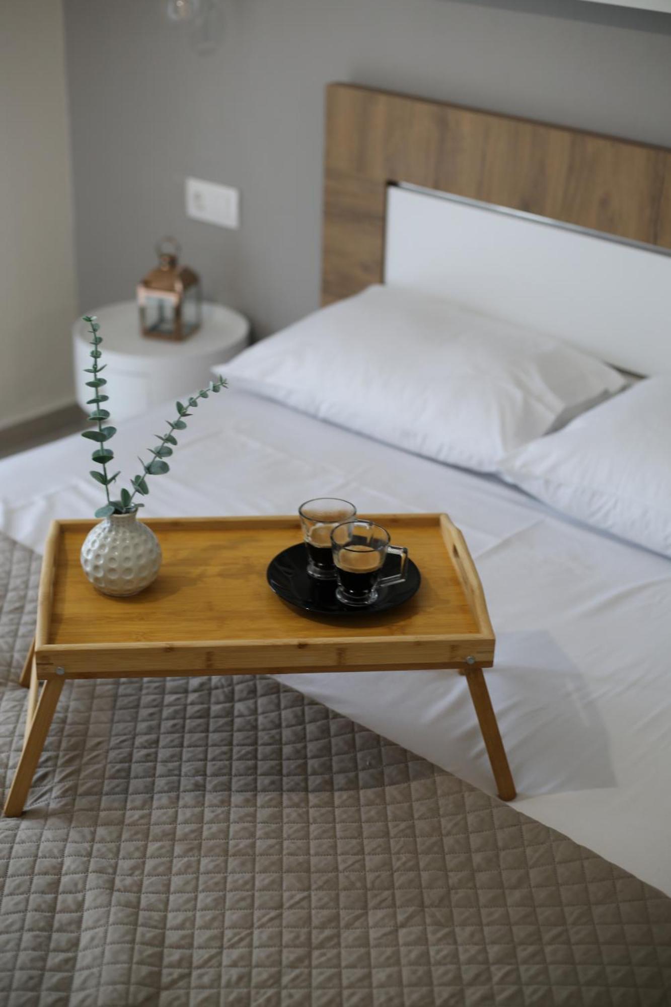 Our Home-Fully Renovated Apartments And Studios By The Sea Никити Экстерьер фото